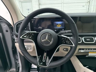 2026 Mercedes-Benz GLE — photo 15 view
