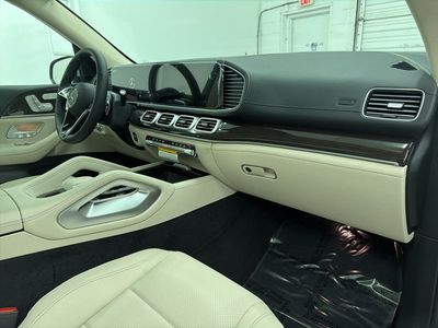2026 Mercedes-Benz GLE — photo 28 view