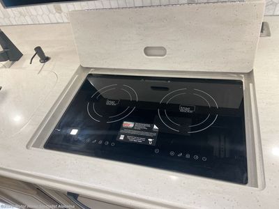 2026 Tiffin Phaeton — photo 15 view