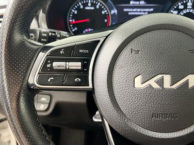 2022 Kia Seltos — photo 16 view