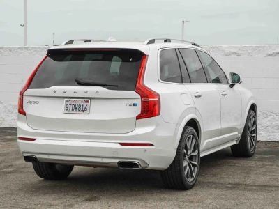2017 Volvo XC90 — interior view