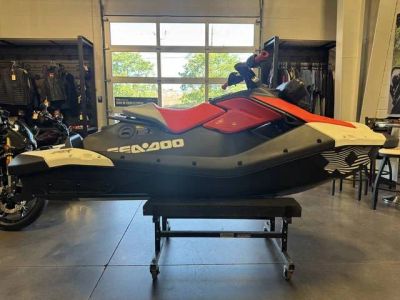 2026 Sea-Doo Spark™ Trixx for 1 Rotax® 900 ACE™ - 90 iBR and Audio — front three-quarter view