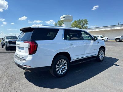 2025 GMC Yukon — detail view