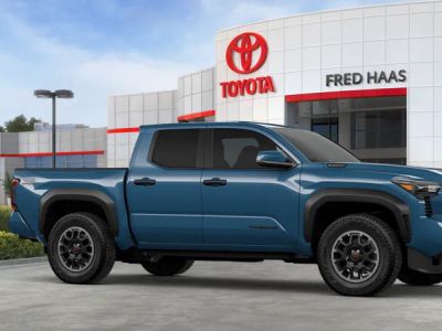 2026 Toyota Tacoma i-FORCE MAX - Photo 16