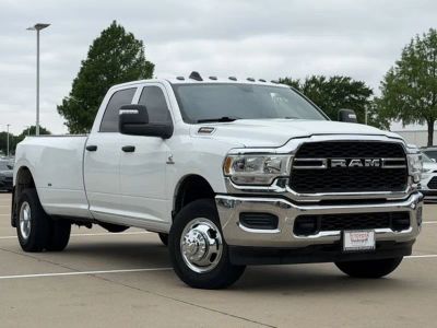 2023 Ram 3500 - Photo 2