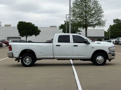 2023 Ram 3500 - Photo 3