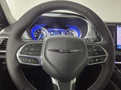2026 Chrysler Pacifica — photo 26 view