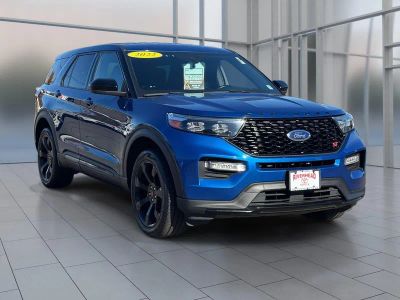 2022 Ford Explorer — side profile view