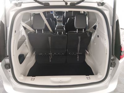 2023 Chrysler Pacifica — photo 11 view