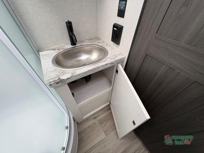 2026 Venture RV SportTrek - Photo 49