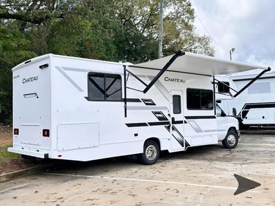 2026 Thor Motor Coach Chateau — photo 7 view