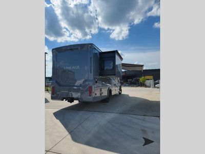 2026 Grand Design Lineage Series F — photo 8 view