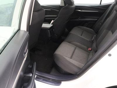 2025 Toyota Camry FWD - Photo 27