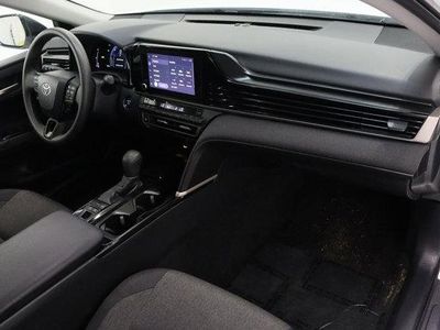 2025 Toyota Camry FWD - Photo 35