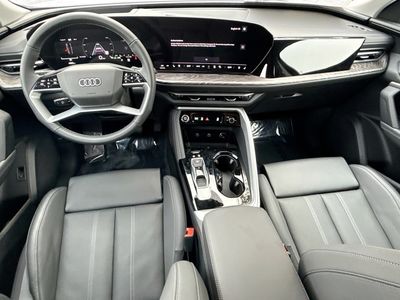 2025 Audi Q5 Sportback — photo 16 view