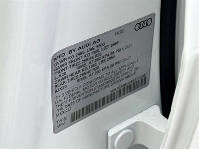 2025 Audi Q5 Sportback — photo 40 view