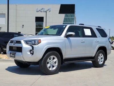 2021 Toyota 4Runner SR5 Premium in Classic Silver Metallic — front three-quarter view