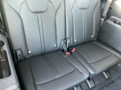 2026 Kia Sorento — photo 10 view