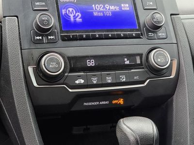 2019 Honda Civic — photo 15 view