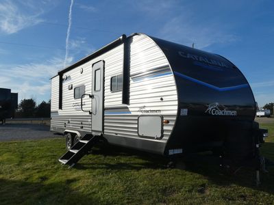 2023 Coachmen Catalina Legacy — front three-quarter view