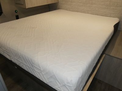 2023 Coachmen Catalina Legacy — photo 9 view