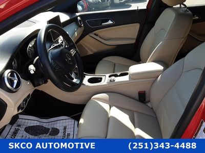 2017 Mercedes-Benz GLA-Class — photo 8 view