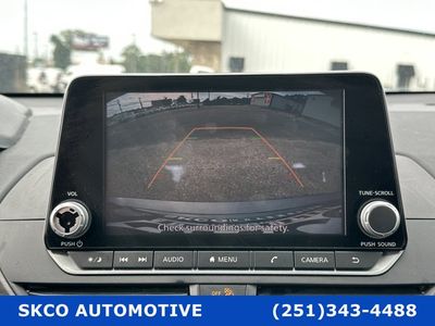 2023 Nissan Altima — photo 13 view