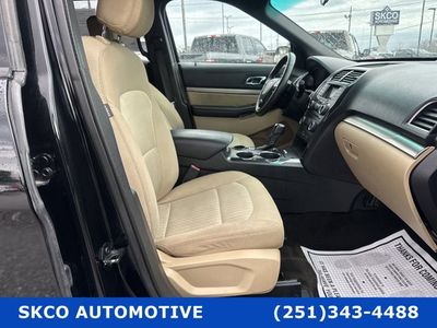 2016 Ford Explorer — photo 12 view
