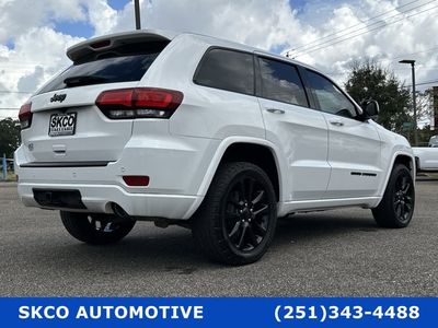 2020 Jeep Grand Cherokee - Photo 2