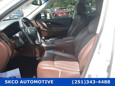 2016 INFINITI QX50 — interior view