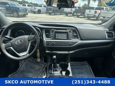 2019 Toyota Highlander - Photo 15