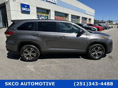 2019 Toyota Highlander - Photo 7