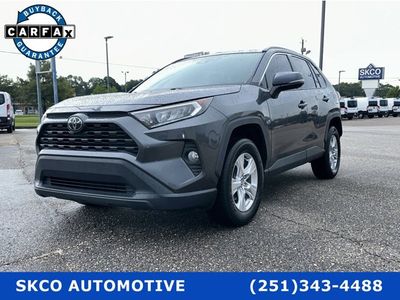 2021 Toyota RAV4 — photo 8 view