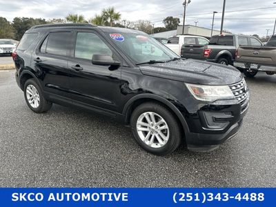 2016 Ford Explorer — side profile view