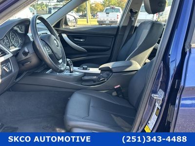 2018 BMW 3 Series - Photo 2