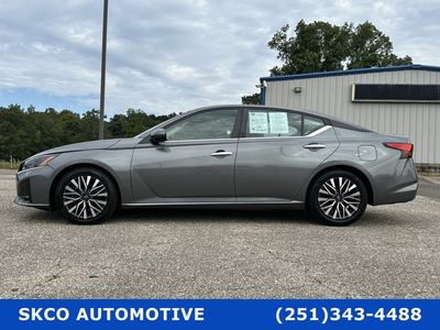 2023 Nissan Altima in Gun Metallic — front three-quarter view