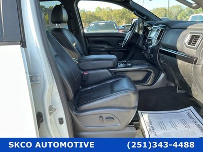 2018 Nissan Titan XD 4WD - Photo 11