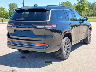 2026 Jeep Grand Cherokee — interior view