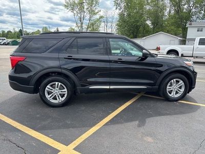 2023 Ford Explorer — side profile view