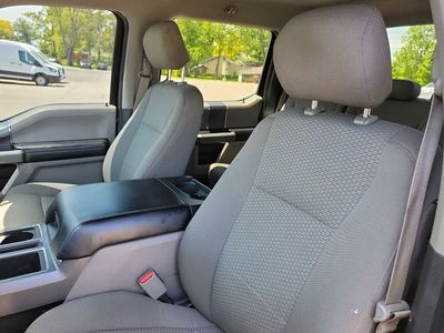 2017 Ford F-150 — detail view
