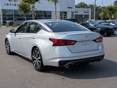 2020 Nissan Altima — detail view