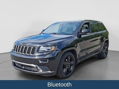 2015 Jeep Grand Cherokee — interior view