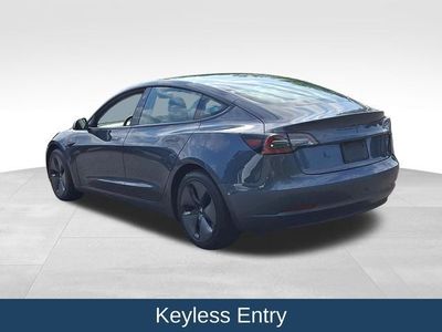 2019 Tesla Model 3 — detail view
