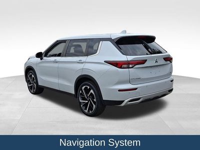 2023 Mitsubishi Outlander — detail view