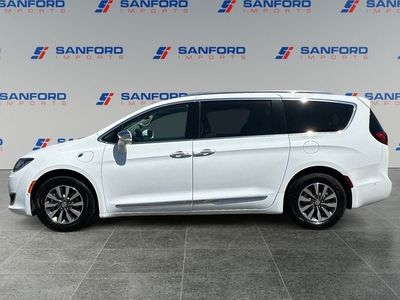 2020 Chrysler Pacifica Hybrid — side profile view