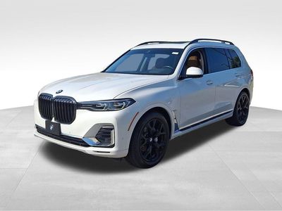 2021 BMW X7 — rear three-quarter view