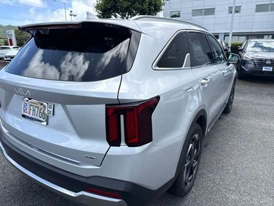 2025 Kia Sorento Plug-In Hybrid — interior view