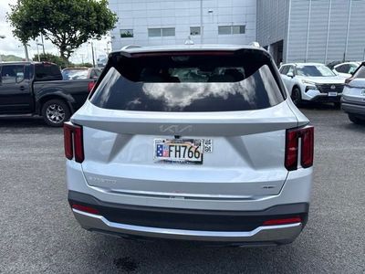 2025 Kia Sorento Plug-In Hybrid — detail view
