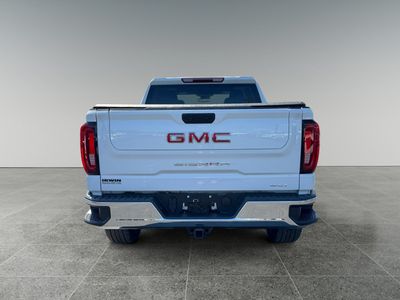 2023 GMC Sierra 1500 — detail view