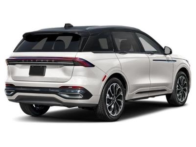 2026 Lincoln Nautilus — side profile view